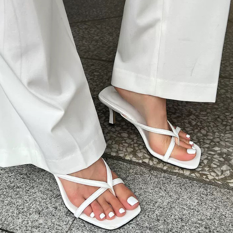 Street Fashion Clothes - 2026년 여름 여성 클립 토 슬리퍼